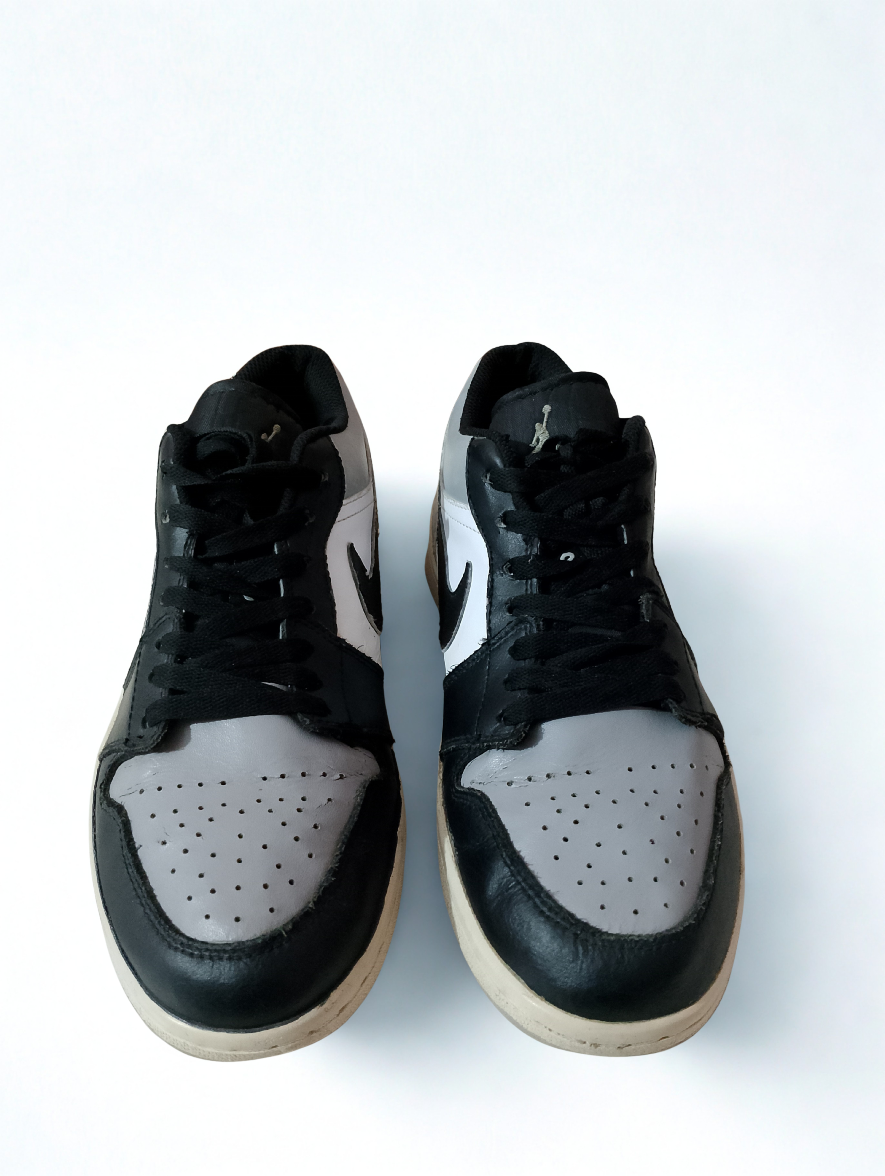 Men’s Black & White Casual Leather Sneakers – Stylish Streetwear Sports Shoes