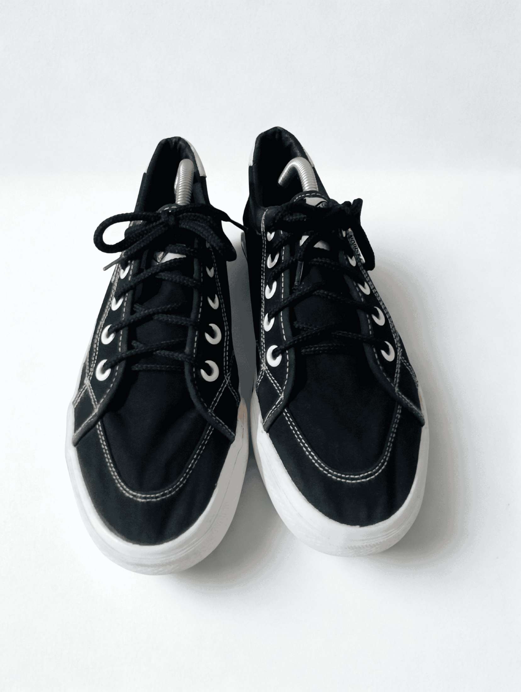 Black Casual Canvas Sneakers for Men – Stylish Everyday Shoes