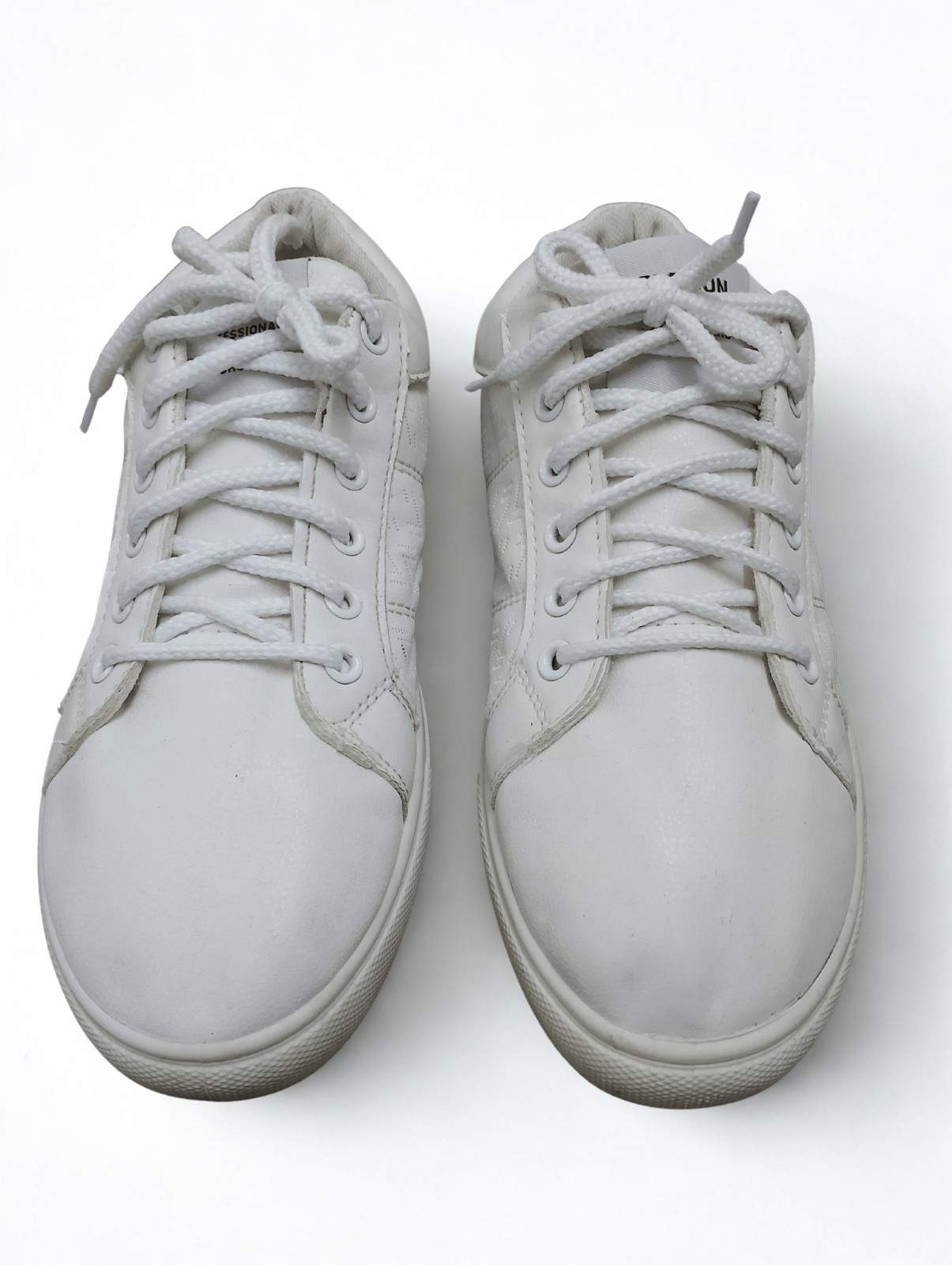 White Fashion Low-Top Casual Sneakers